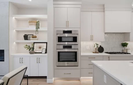 Custom Infill in North Haven Calgary – kitchen oven and microwave
